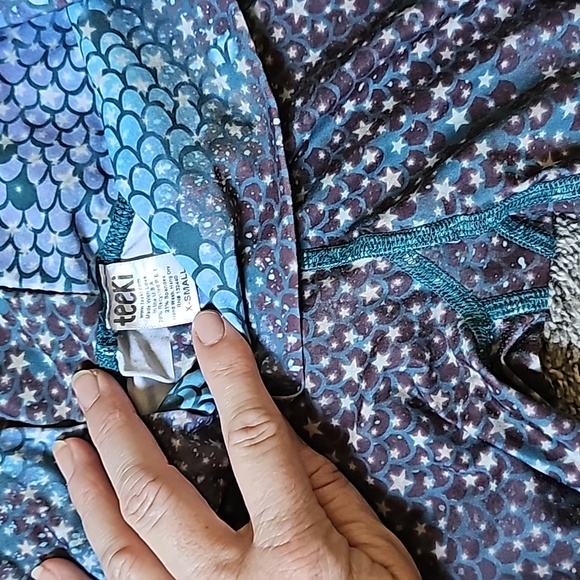 STUNNING TEEKI MERMAID AND EAGLE FEATHER LEGGINGS - Picture 3 of 9